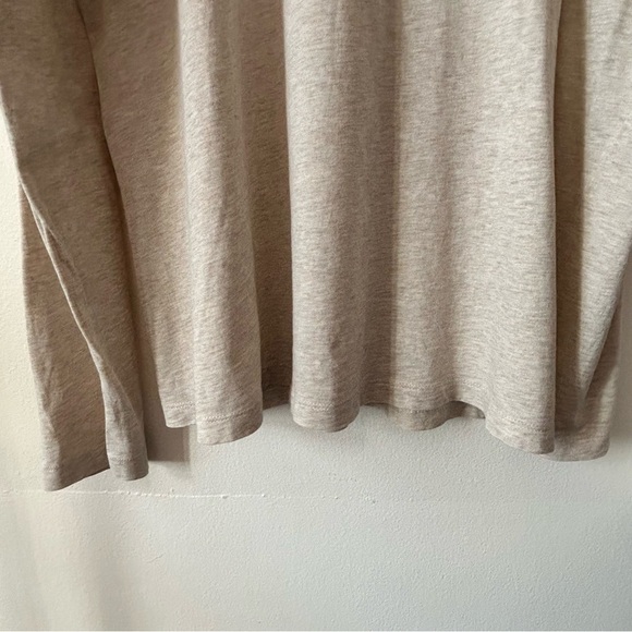 Banana Republic Fitted Crew Oatmeal Long Sleeve Tee - Large - Picture 6 of 8